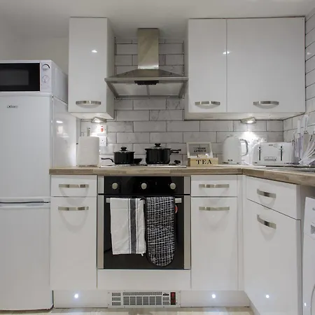 Apartment Shaftesbury *